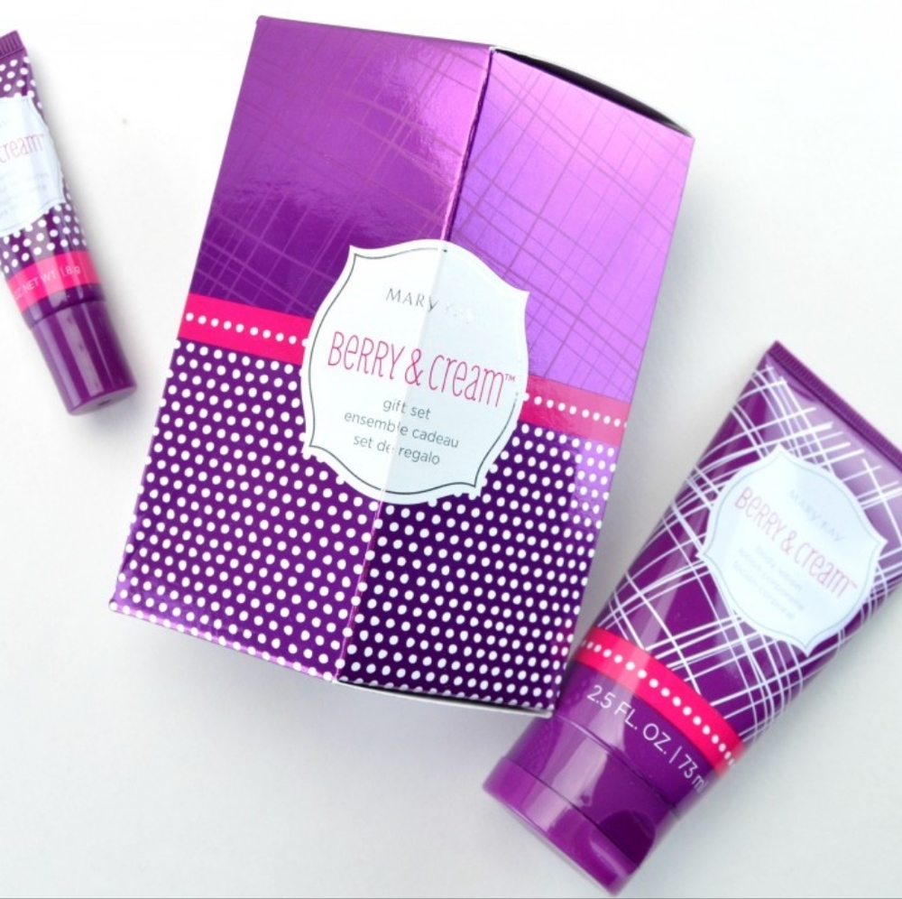 MK BERRY & CREAM LOTION & LIP GIFT SET